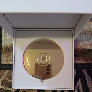 CHANEL Luxurious Gold Compact Mirror